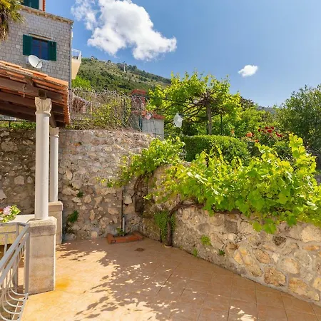 Hedera Estate, Hedera A18 Apartment