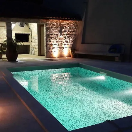 Hedera Estate, Hedera A18 Dubrovnik