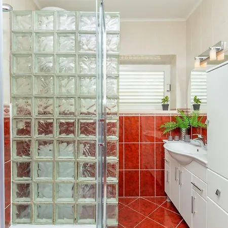 Hedera Estate, Hedera A18 * דוברובניק